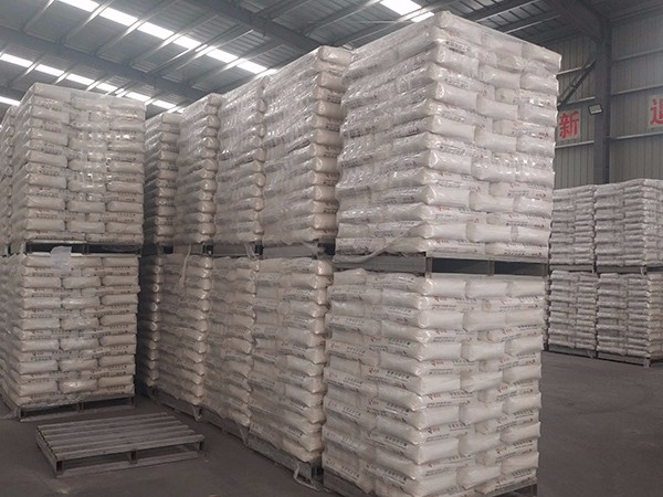 輕質(zhì)抹灰石膏用什么方法能夠防止開裂？